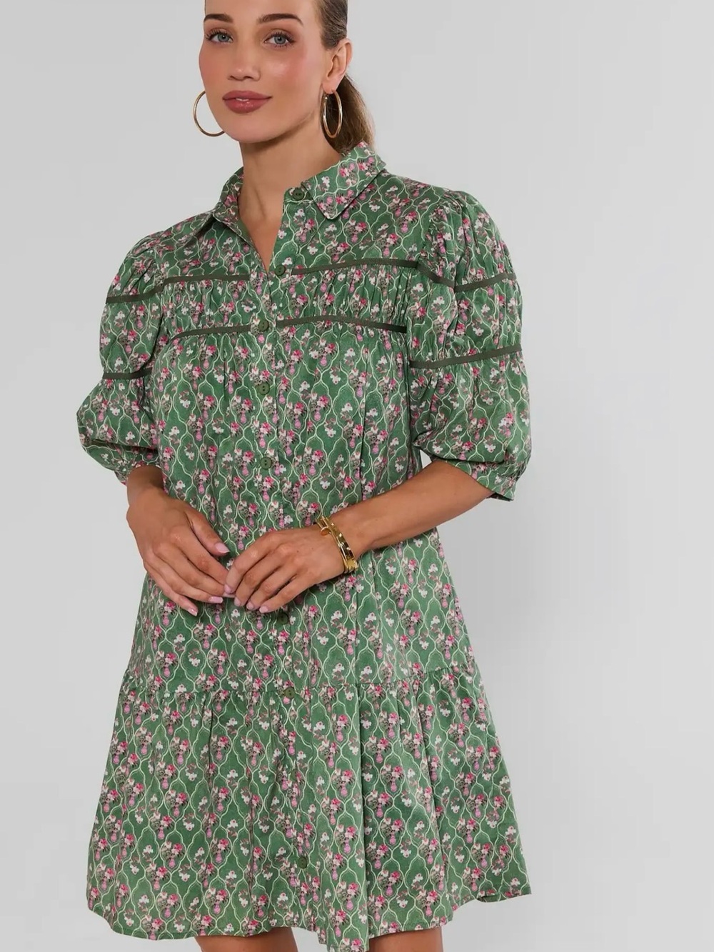 AVARA Green Floral drop waist short dress